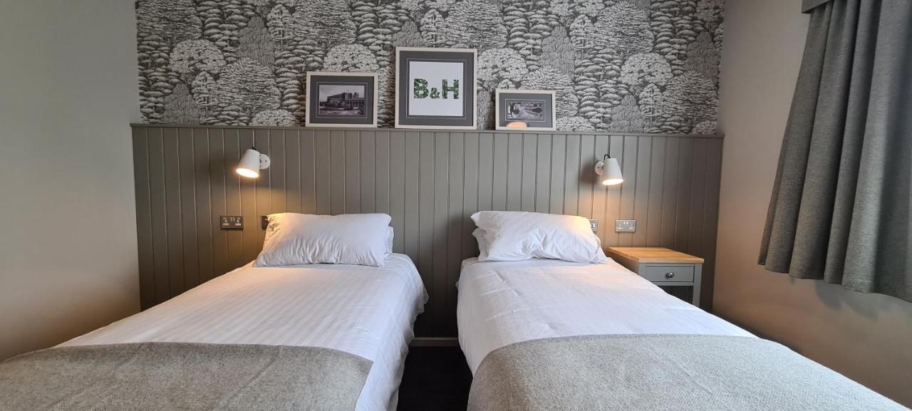 Boat & Horses Inn 奥尔德姆 外观 照片